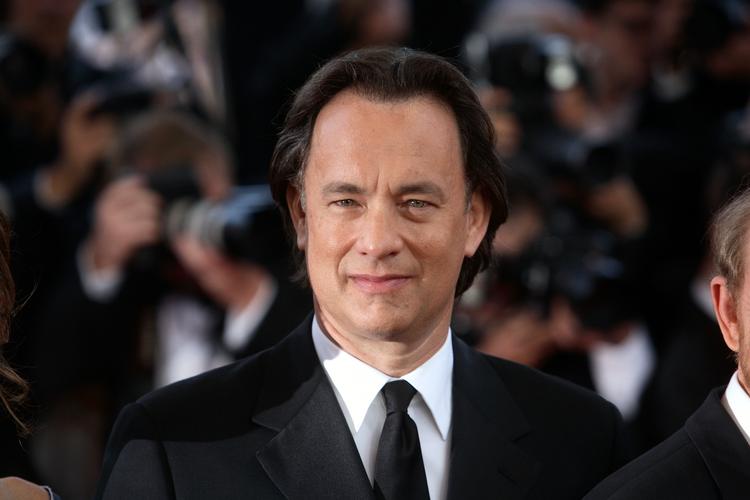 Den dobbelte Oscar-vinder Tom Hanks, her fotograferet i Cannes for efterhånden temmelig mange år siden, ved premieren på 'Da Vinci Mysteriet' i 2006, er bedre til at spille skuespil end til at skrive romaner, mener anmelderne.  Foto: Thomas Sjørup