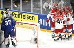 Danmark kunne juble over de to point mod Frankrig, men holdet var gevaldigt under pres på vej mod sejren på 4-3. Foto: Heikki Saukkomaa/Ritzau Scanpix