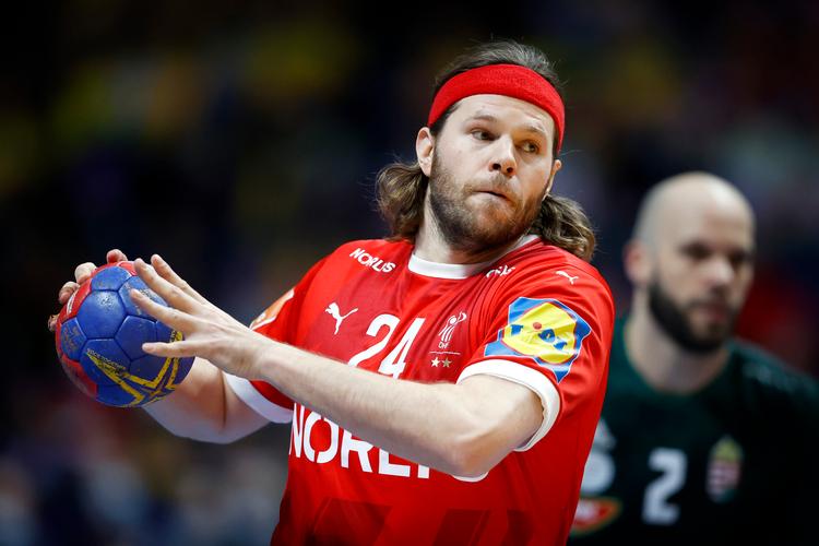 Mikkel Hansen har været sygemeldt med symptomer på stress siden februar, men er nu i så meget bedring, at han påbegynder genoptræning i den kommende periode. Foto: Jens Dresling