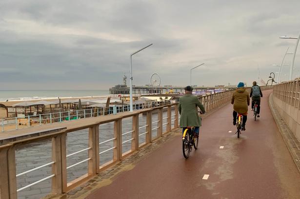 15 minutter på cykel fra Haags centrum ligger kysten med pariserhjul, vandsport, restaurationer og naturoplevelser.  Foto: Thomas Bech Sørensen-Hylle