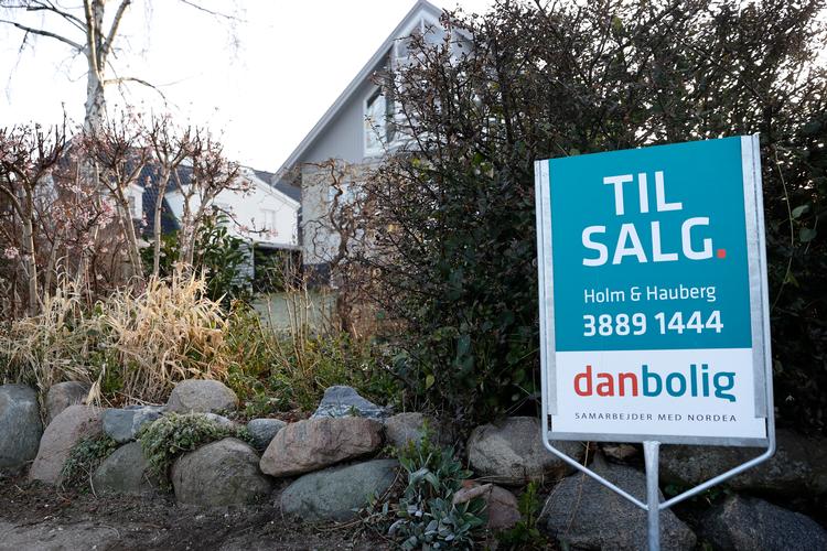 Et af mange gode boligtilbud. Og hvis man er uheldig, kan man få en større skattegæld med i købet. Arkivfoto. Foto: Jens Dresling