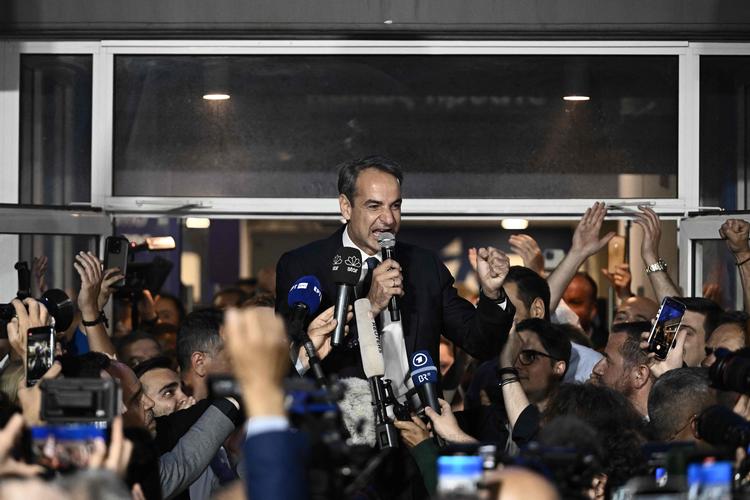 Ministerpræsident Kyriakos Mitsotakis kaldte valgresultatet i Grækenland for et »politisk jordskælv«, men selv om han overgik meningsmålingerne, ser grækerne ud til at skulle ud i endnu en valgrunde. Foto: Aris Messinis/Ritzau Scanpix