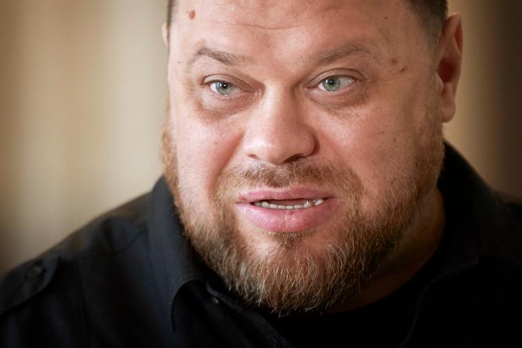 Ukraines parlamentsformand Ruslan Stefantjuk besøgte  Folketinget fredag 19. maj på et besøg i Danmark, hvor Politiken talte med ham.  Foto: Jens Dresling
