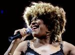 Tina Turner var en af de helt store. Her ses hun på scenen i 1996. Foto: Stringer/Ritzau Scanpix
