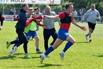 Hvidovres Magnus Fredslund jubler over sejrsmålet til 3-2 i NordicBet Ligaens oprykningsspil mellem Vendsyssel FF og Hvidovre IF. Foto: Henning Bagger/Ritzau Scanpix