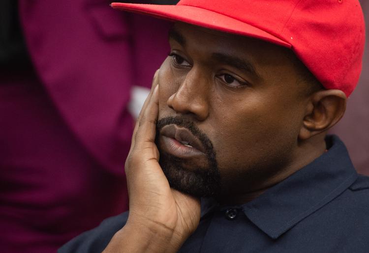 Kanye West ville ikke finde sig i at blive filmet, mens han og ekskonen Kim Kardashian legede med deres søn.  Foto: Saul Loeb/Ritzau Scanpix