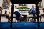Under statsminister Mette Frederiksens officielle besøg hos præsident Joe Biden mødtes hun også med CIA-direktør  William J. Burns. FE-sagen blev næppe liggende under gulvtæppet, siger iagtagere og involverede. (Photo by Andrew Caballero-Reynolds / AFP)   Foto: Andrew Caballero-reynolds/Ritzau Scanpix