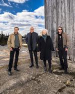 Skyerne bag Cowboy Junkies er pæne og hvide i en kærkommen pause fra skovbrandene i hjemlandet, Canada.  Foto: Pr-foto: Heather Pollock
