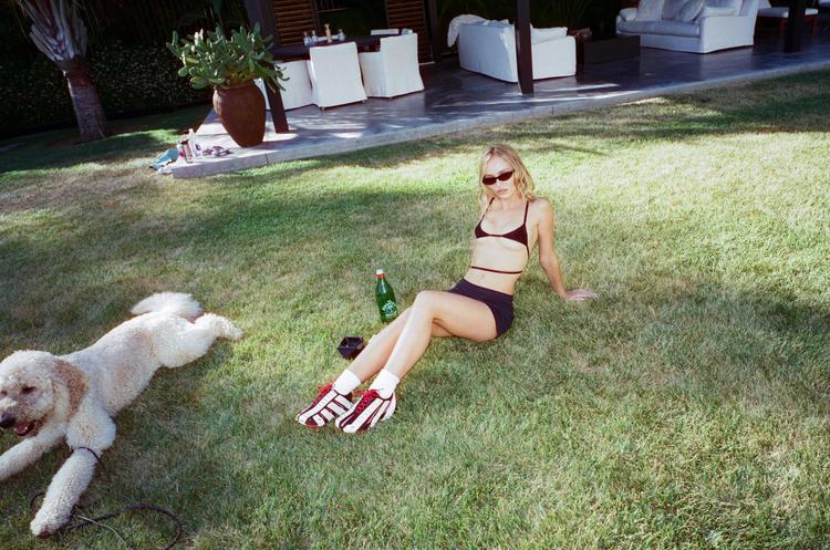 ’The Idol’ fortæller historien om popstjernen Jocelyn (Lily-Rose Depp), der efter et nervesammenbrud arbejder på et comeback.  