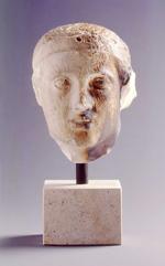 Dette marmorhoved fra Parthenon forestiller en ung lapith. Lapitherne var et græsk sagnfolk.   Foto: John Lee/Nationalmuseet