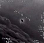 Gimbal-videoen fra 2020 er et af de bedste offentliggjorte eksempler på det fænomen, som det amerikanske forsvar betegner UAP, uidentificerede unormale fænomener. Optagelser fra disse angiveligt hyppige møder holdes hemmelige, da de kan afsløre følsomme oplysninger om militært materiel og metoder.. Foto: Handout/department of Defense/DoD/AFP via Getty Images