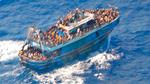Der var op mod 100 børn om bord på den 20-30 meter lange fiskerbåd, da den tidligt onsdag kæntrede omkring 80 kilometer syd for kystbyen Pylos. Foto: -/Ritzau Scanpix