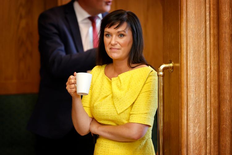 Indenrigs- og sundhedsminister, Sophie Løhde (V), skriver, at hun vil se nærmere på, om der kan etableres en telefonlinje som led i arbejdet med at styrke psykiatrien. Telefonlinjen kan da heller ikke stå alene, understreger landsforeningen Bedre Psykiatri.  Foto: Jens Dresling