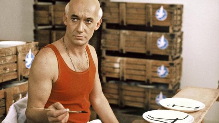 Gösta Ekman som maleren Pablo Picasso i en af den slags film, man alt for sjældent ser vist i dansk fjernsyn. Foto: SVT
