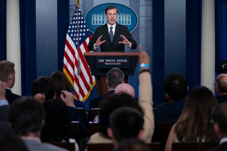 Jake Sullivan, Joe Bidens øverste sikkerhedsrådgiver, taler til en pressebriefing i Det Hvide Hus i Washington, 7. juni 2021.    Foto: Evan Vucci/Ritzau Scanpix