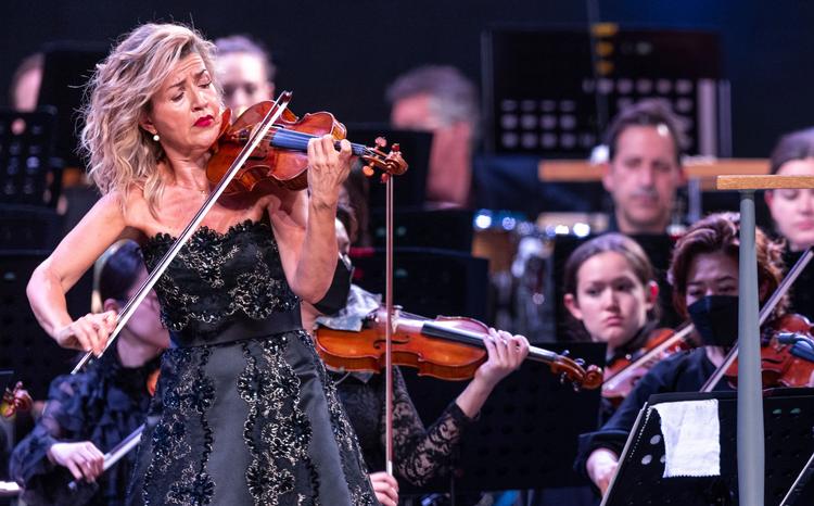 Anne-Sophie Mutter har vedligeholdt sin position i toppen af det internationale klassiske koncertliv, siden hun brød igennem som teenager. Arkivfoto Jens B'ttner