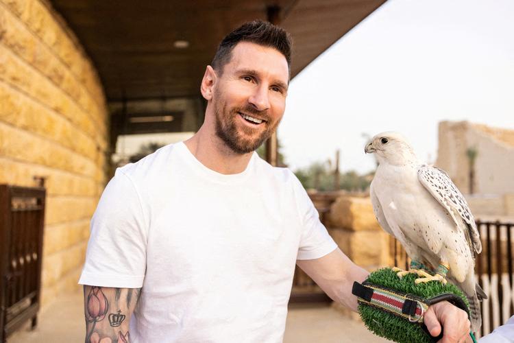 Verdens velnok bedste fodboldspiller scorer kassen på sin turistaftale med saudierne. Til gengæld kommer kongedømmet med bl.a det problematiske forhold til menneskerettigheder bredt ud - Messi  har over 400 millioner følger på Instagram. Foto: Handout/Ritzau Scanpix