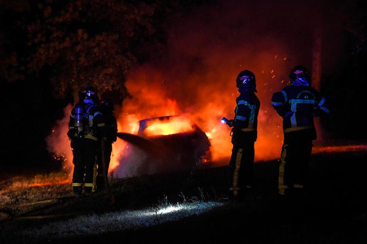 I en række franske byer har der været uroligheder de seneste nætter efter et politidrab på en ung mand i en forstad til Paris. Foto: Sebastien Salom-gomis/Ritzau Scanpix