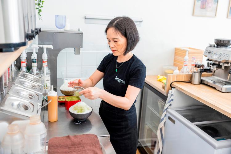 Shaved ice in the making hos koreanske Bingcha. Foto: Nikolai Linares