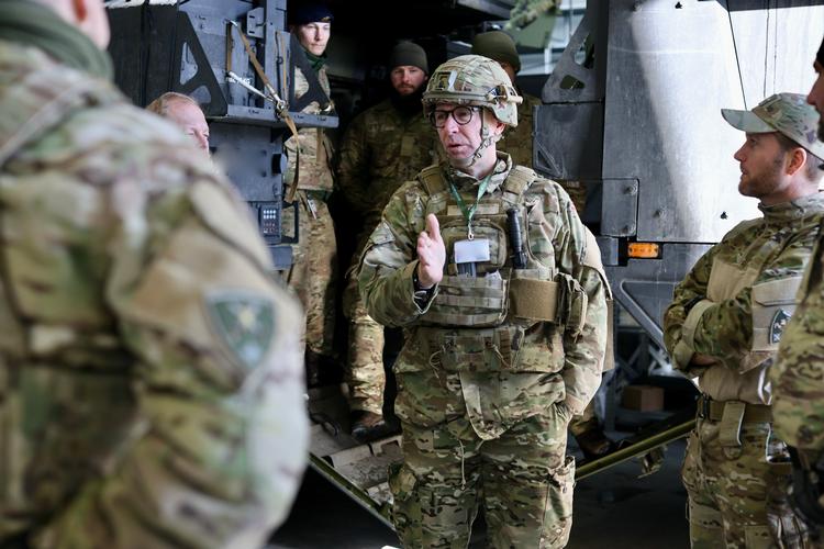 Generalmajor Flemming Mathiasen leder Nato's Multinational Division North, der har hovedkvarter ved siden af den danske Camp Valdemar uden for Letlands hovedstad, Riga.
  Foto: Morten Fredslund/forsvaret