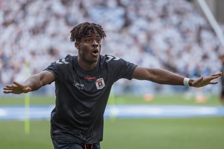 Tyske Yann Aurel Bisseck nåede seks mål i 68 kampe for Aarhus-klubben. Foto: Christian Falck Wolff