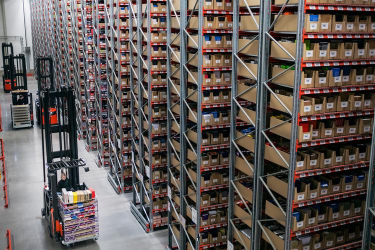 Et kørekort til truck er noget af det, som kan tages på AMU-kurser. Foto: Ivan Boll