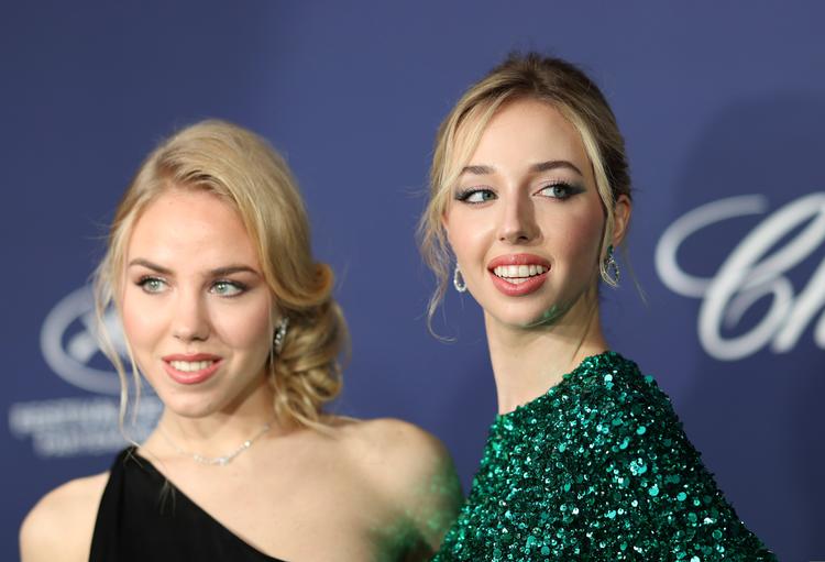 Den underskønne Chiara (th) sammen med sin næsten lige så underskønne søster, Carolina.   Foto: Vianney Le Caer/Ritzau Scanpix