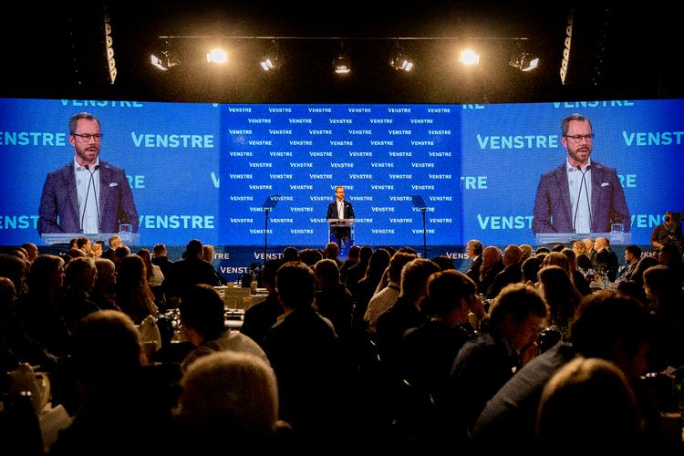 Jakob Ellemann-Jensen har meget at bevise overfor sit bagland, når han vender tilbage til Folketinget 1. august. Foto: Finn Frandsen