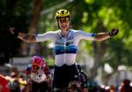 Tirsdagens etape endte med en sejr til hollandske Lorena Wiebes. Foto: Jeff Pachoud/Ritzau Scanpix