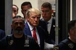 Trump vil have, at retssagen skal føres ved en anden ret end distriktsdomstolen i Washington D.C., hvor sagen efter planen skal finde sted. Foto: Ed Jones/Ritzau Scanpix
