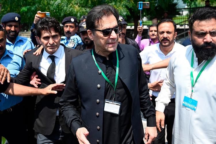 Imran Khan er blevet dømt for at stjæle og videresælge gaver, som han modtog, da han var premierminister. Foto: Aamir Qureshi/Ritzau Scanpix