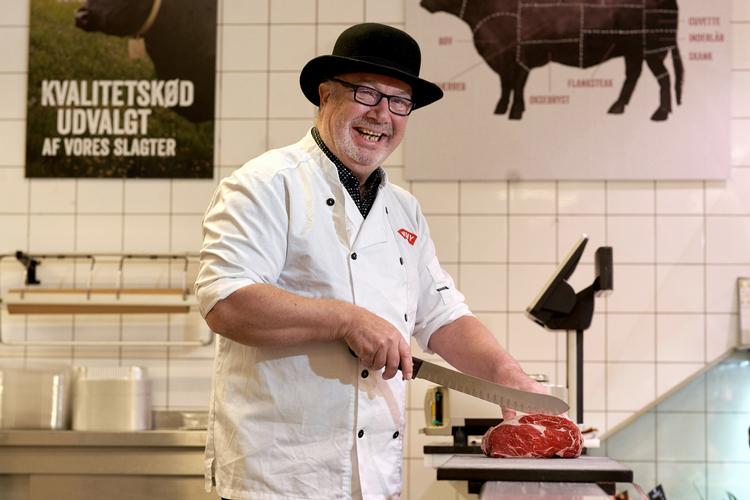 Svend Blandkholm arbejder fredag og lørdag, hvor kan kan være sikker på, at der er mange kunder at betjene. Foto: Søren Zeuth
