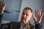 Andreas Lomholt er sammen med fotograf Anders Bach i Rusland som en af få vestlige journalister. Foto: Linda Johansen
