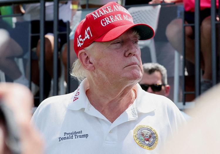 Donald Trump tilbragte en del af dagen på at overvære LIV Golf Bedminster-turneringen på sin egen golfbane i New Jersey. Foto: Usa Today Sports/Ritzau Scanpix