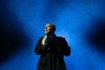 Puccinis 'Søster Angelica' er en stærk og intim, men alligevel abstrakt oplevelse på Aveny-T, hvor forestillingen synges på italiensk. Foto: Victoria Mørck Madsen