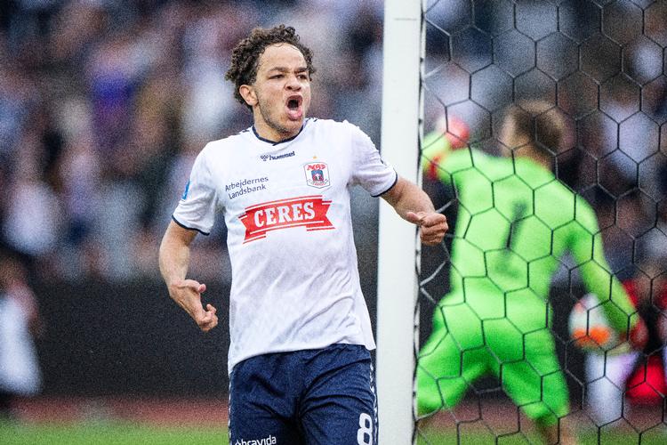 AGFs Mikael Anderson udlignede til 2-2.  Foto: Bo Amstrup/Ritzau Scanpix