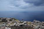 Santorini har i tidens løb været underlagt både den græsk-romersk og osmanniske magtsfære, hvilket har sat sine fysiske spor på øen, der således har underholdning til både strandløver og historienørder. Foto: Emil Arenholt Mosekjær