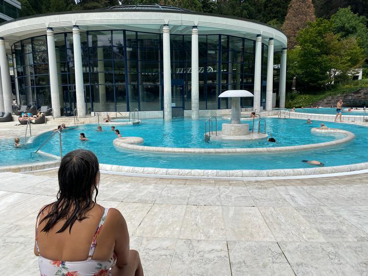 I det romerske bad Caracalla Therme kan du lade dig marinere i 28-38 grader varmt vand. Foto: Marita Hoydal