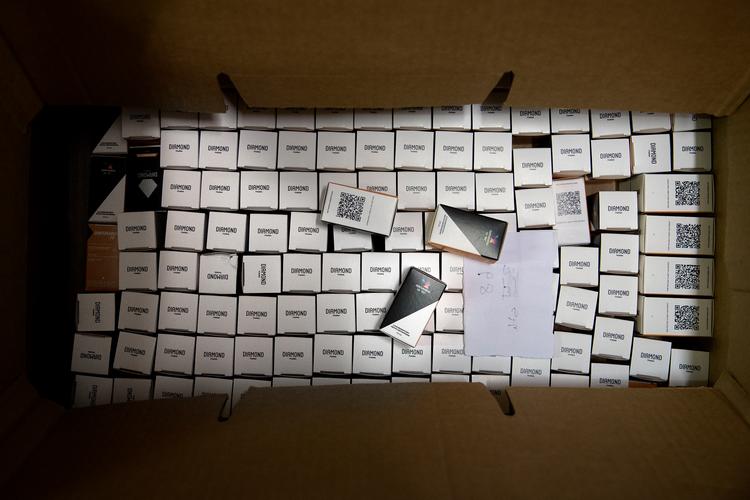Dansk politi har sammen med tyske toldere beslaglagt 1,3 millioner dopingpiller på flere adresser. Dette billede er fra et tidligere kæmpebeslag af doping, foretaget af Københavns Politi i 2015. Foto: Finn Frandsen