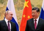 Vladimir Putin var senest på besøg i Beijing hos Xi Jinping i februar 2022 i forbindelse med vinter-OL. Det var blot tre uger, før Rusland invaderede Ukraine. Nu er der meldinger om et nyt møde mellem de to præsidenter i Kina til oktober. Foto: Alexei Druzhinin/Ritzau Scanpix
