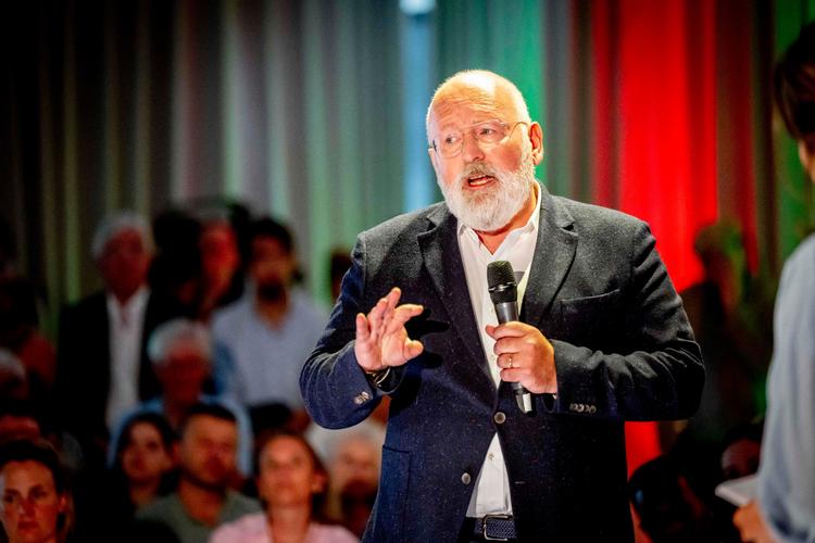 Den socialdemokratiske  klimakommissær Frans Timmermans er  vendt tilbage til hollandsk politik  og hans konservative afløser vækker ikke begejstring.  Foto: Robin Utrecht/Ritzau Scanpix
