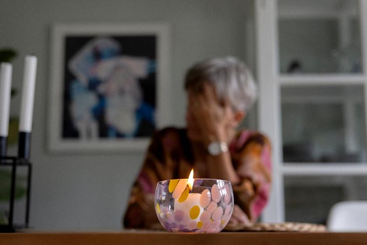 Karin på 58 år blev forelsket i en mand, hun mødte på Tinder. Han viste sig at være svindler Foto: Finn Frandsen