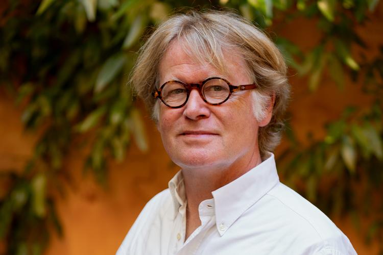 Joakim Garff vakte i 2000 begejstring - og debat - med sin monumentale biografi om Søren Aabye Kierkegaard, 'SAK'. Foto: Simone Lilmoes, Gyldendal Medie