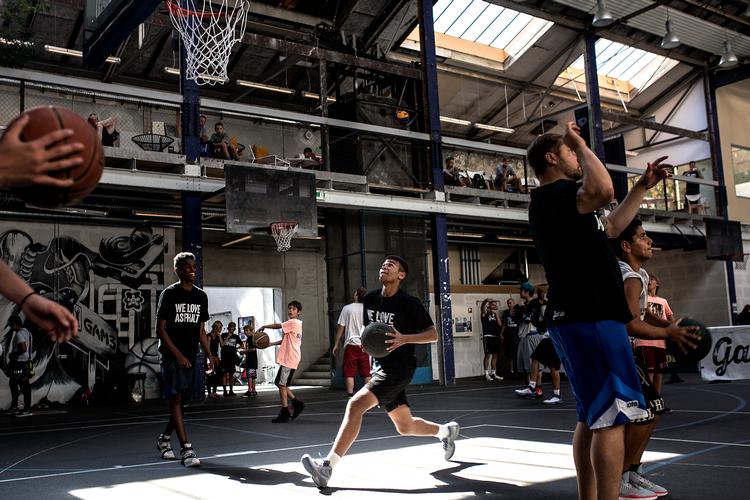 Organisationen Game, der arbejder med udsatte unge gennem gadeidræt, siger, at det også er vigtigt at styrke financieringen af de initiativer, der allerede arbejder med at inkludere den gruppe, som kulturpasset er rettet mod. Foto: Ivan Boll/Ritzau Scanpix