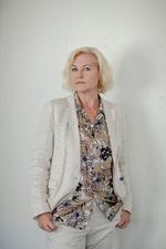Fem bind om vølven Snehild er bebudet. Og i dette tredje overgår Anne-Marie Vedsø Olesen sig selv.  Foto: Miriam Dalsgaard
