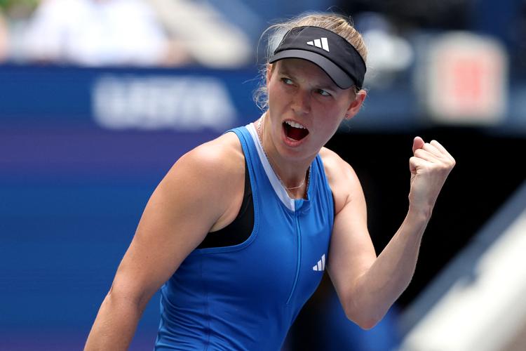 Caroline Wozniacki endte som taber, men tog et sæt mod verdens nummer 6. Foto: Clive Brunskill/Ritzau Scanpix