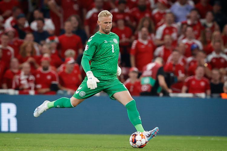 Kasper Schmeichel var stort set arbejdsløs i hele kampen.  Foto: Jens Dresling