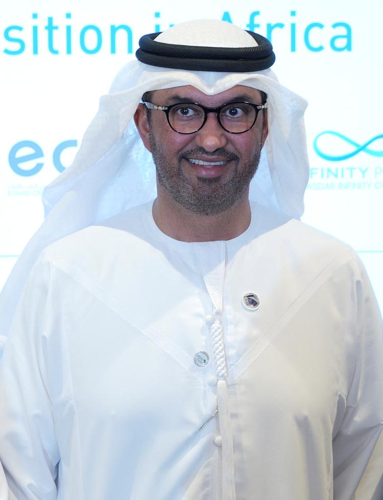 Sultan Al-Jaber, leder af det kommende topmøde, har grund til at smile over, at en ny klimarapport åbner en kattelem for at blive ved med at brænde fossiler af. Han er nemlig også direktør for det nationale olieselskab i De Forenede Arabiske Emirater.  Foto: Christophe Van Der Perre/Ritzau Scanpix