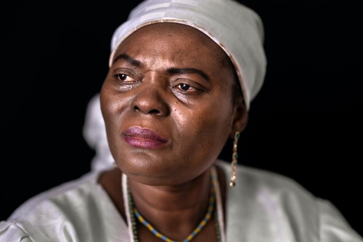 Isioma Mary Princess var hele sundhedsvæsenet rundt, men hun følte, ingen lyttede til hendes smerter. Hun har mistet sine venner, sit sociale liv og kommer sjældent ud af huset i dag.  Foto: Nichlas Pollier