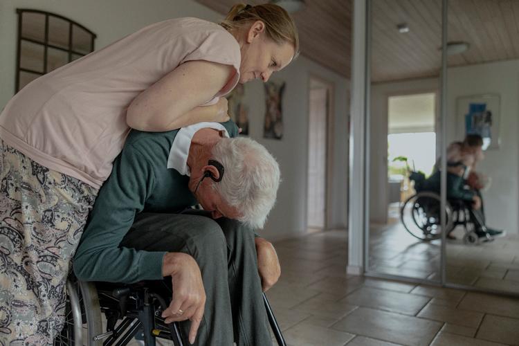 Jens Christiansen har sklerose. Ifølge handikaporganisationer er hans sag et eksempel blandt mange, hvor sagsbehandlingen er lang og detaljeorienteret.    Foto: Christian Falck Wolff